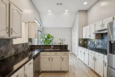 4141 Winding Way Court, Dallas, TX 75287 - Photo 8