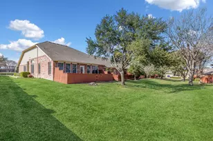 9804 Clock Tower Ct, Plano, TX 75025 - Photo 2