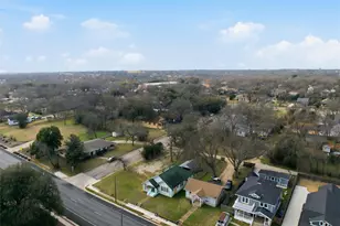 2012 N 5th St, Waco, TX 76708 - Photo 18