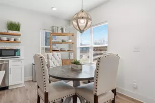 708 S 9th St, Waco, TX 76706 - Photo 8