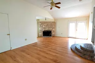 285 Montgomery Rd, Mineral Wells, TX 76067 - Photo 14