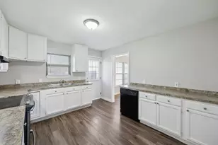 5032 Marks Pl, Fort Worth, TX 76116 - Photo 10