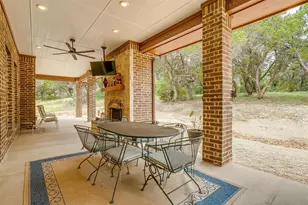 8028 Leven Links St, Cleburne, TX 76033 - Photo 32