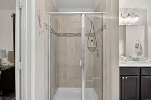 200 Black Bear Dr, McKinney, TX 75071 - Photo 22