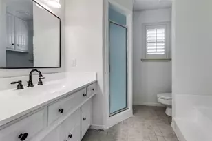 12605 Whispering Hills Dr, Dallas, TX 75243 - Photo 16