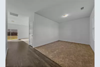 477 Bank Way, Crowley, TX 76036 - Photo 2