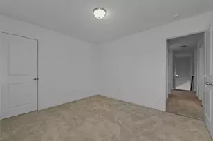 477 Bank Way, Crowley, TX 76036 - Photo 8