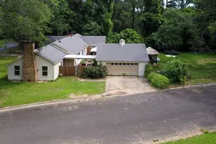 2414 S Martin St, Kilgore, TX 75662 - Photo 2