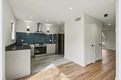 2103 Mistletoe Avenue, Fort Worth, TX 76110 - Photo 8