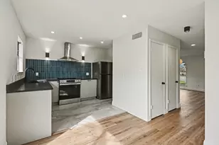 2103 Mistletoe Ave, Fort Worth, TX 76110 - Photo 8