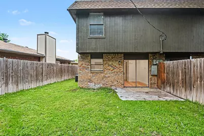 2103 Mistletoe Avenue, Fort Worth, TX 76110 - Photo 22