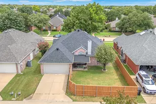 10809 River Oaks Dr, Frisco, TX 75035 - Photo 32