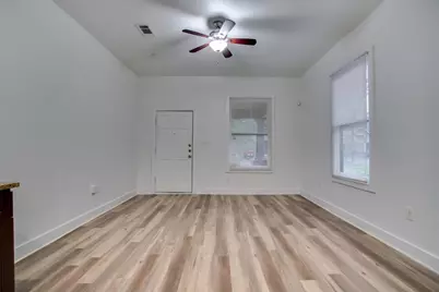 5513 Victor Street, Dallas, TX 75214 - Photo 2