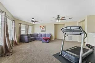 921 Valleybrook Dr, Lewisville, TX 75067 - Photo 22