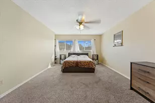 921 Valleybrook Dr, Lewisville, TX 75067 - Photo 12