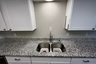 2101 Plymouth Rock Dr, Richardson, TX 75081 - Photo 10