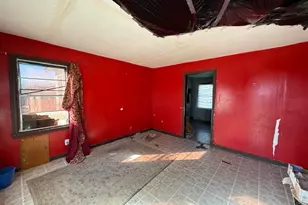 2713 Hanger Ave, Fort Worth, TX 76105 - Photo 2