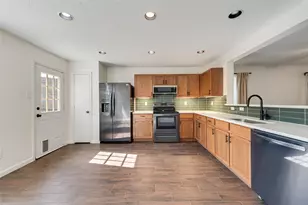 2528 Big Spring Dr, Fort Worth, TX 76120 - Photo 8