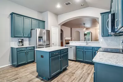 15532 Adlong Drive, Fort Worth, TX 76262 - Photo 8