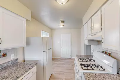 1538 Oakbrook Street, Lancaster, TX 75134 - Photo 16