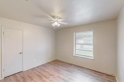 1538 Oakbrook Street, Lancaster, TX 75134 - Photo 28