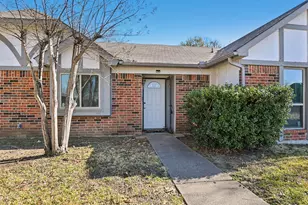 1318 Oak Run Dr, Duncanville, TX 75137 - Photo 2