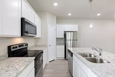 3501 E Renfro Street #605, Burleson, TX 76028 - Photo 14