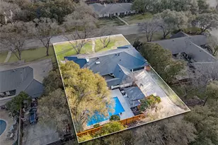 3945 Shady Hill Dr, Dallas, TX 75229 - Photo 40