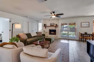 1906 Woodoak Dr, Irving, TX 75060 - Photo 8