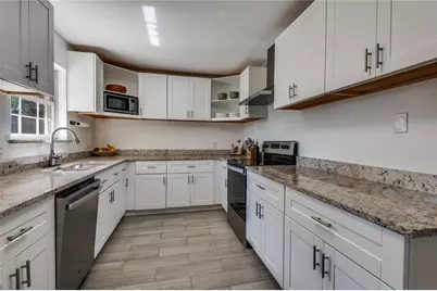 1906 Woodoak Drive, Irving, TX 75060 - Photo 2