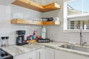 714 S 9th St, Waco, TX 76706 - Photo 12