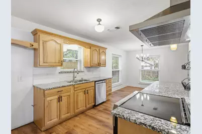 209 Valley View Court, Azle, TX 76020 - Photo 16