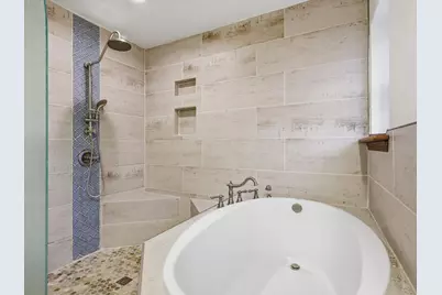 209 Valley View Court, Azle, TX 76020 - Photo 32