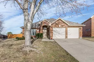 9421 Links Fairway Dr, Rowlett, TX 75089 - Photo 1