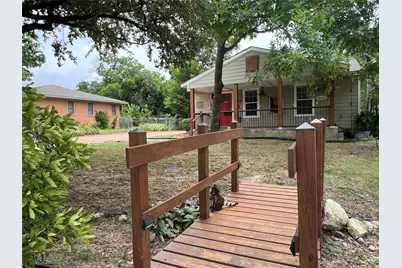 523 Houston Street, Cedar Hill, TX 75104 - Photo 4