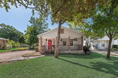 523 Houston Street, Cedar Hill, TX 75104 - Photo 1