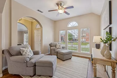 12113 Rushing Creek Drive, Frisco, TX 75035 - Photo 6