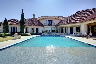 2201 La Rochelle, Flower Mound, TX 75022 - Photo 2