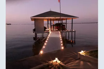 258 Lakeview Drive, Trinidad, TX 75163 - Photo 2