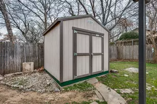 5402 Holly Trail, Arlington, TX 76016 - Photo 24