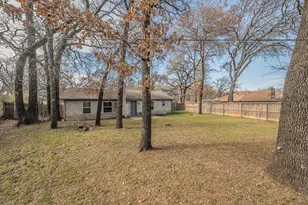 709 Blue Meadow Dr, Azle, TX 76020 - Photo 34