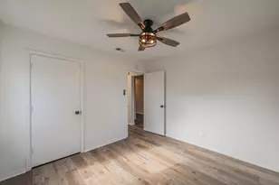 709 Blue Meadow Dr, Azle, TX 76020 - Photo 20