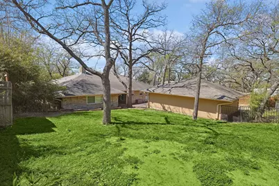 1005 Hopkins Drive, Denton, TX 76205 - Photo 32