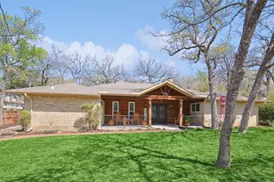 1005 Hopkins Dr, Denton, TX 76205 - Photo 2