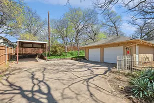 1005 Hopkins Dr, Denton, TX 76205 - Photo 34