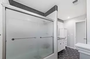 2305 Claridge Cir, Plano, TX 75075 - Photo 18