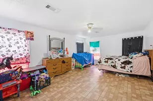 409 NW Main St, Ennis, TX 75119 - Photo 32