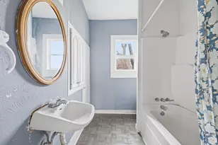 409 NW Main St, Ennis, TX 75119 - Photo 18