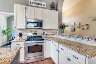 2324 Gatwick Ct, Flower Mound, TX 75028 - Photo 10