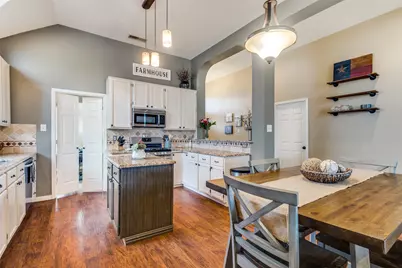 2324 Gatwick Court, Flower Mound, TX 75028 - Photo 6